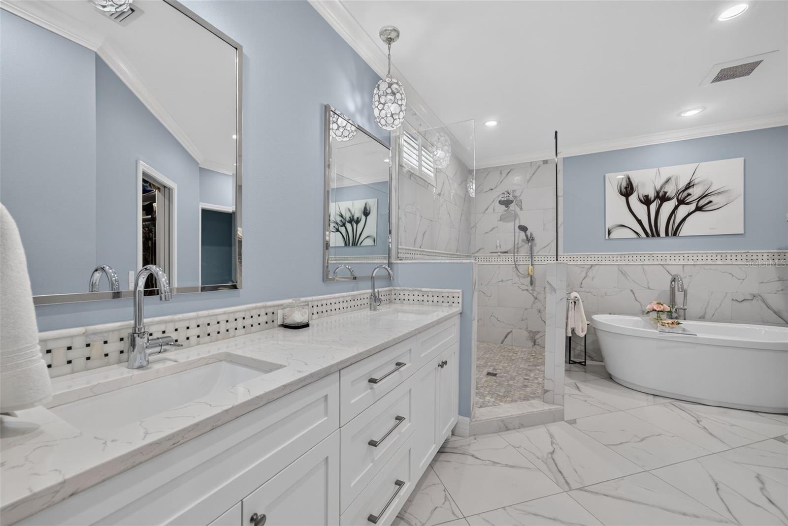 70 ISLAND CIR — photo 17