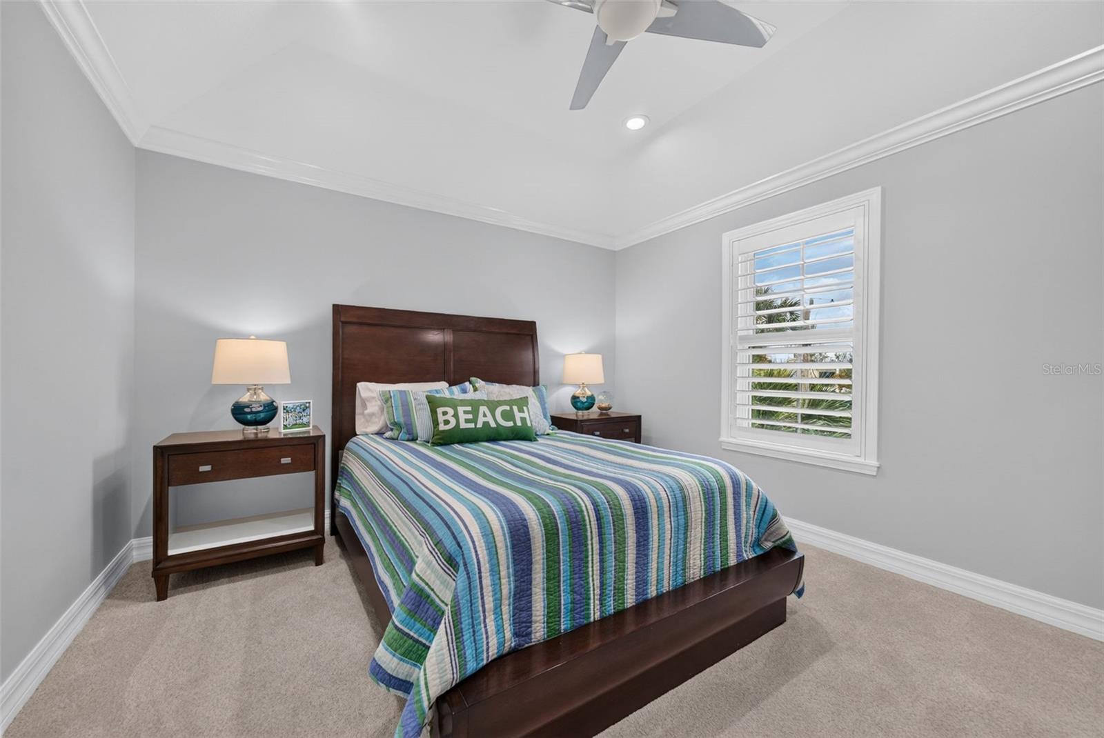 70 ISLAND CIR — photo 35