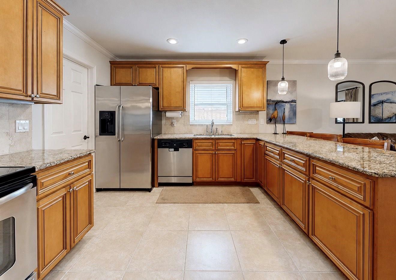 1005 HIGHGROVE CT — photo 11