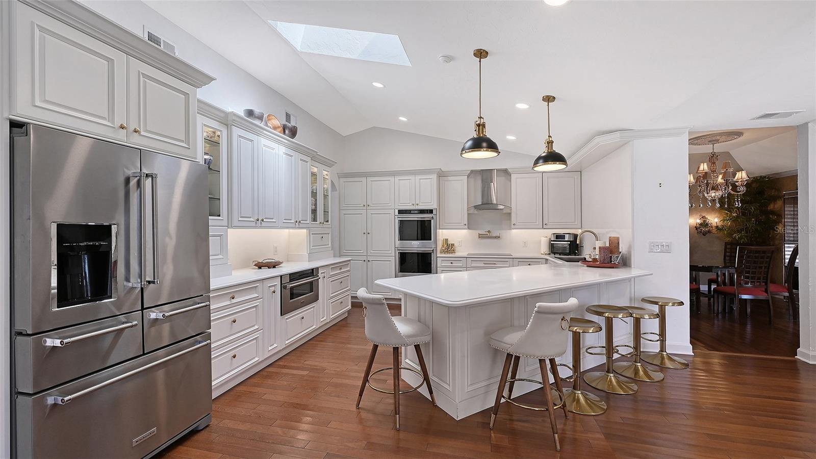 1109 DELACROIX CIR — photo 18