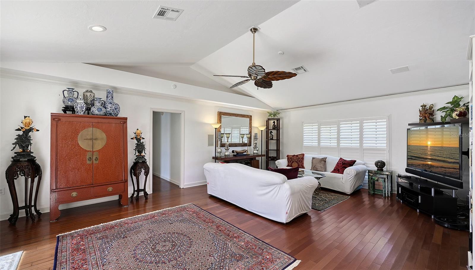 1109 DELACROIX CIR — photo 24