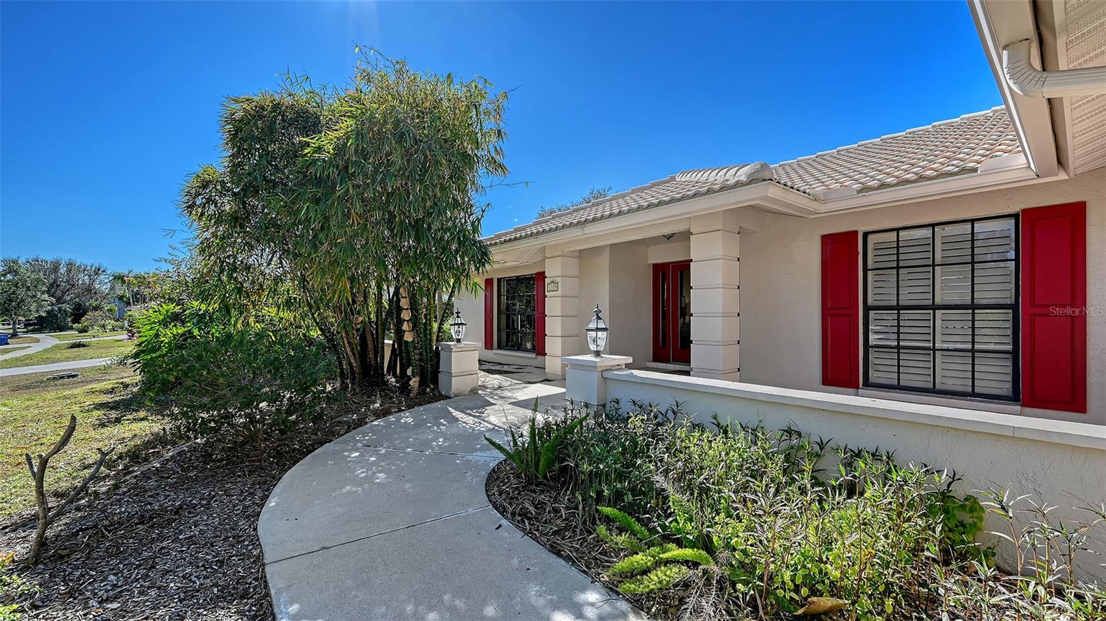 1109 DELACROIX CIR — photo 4