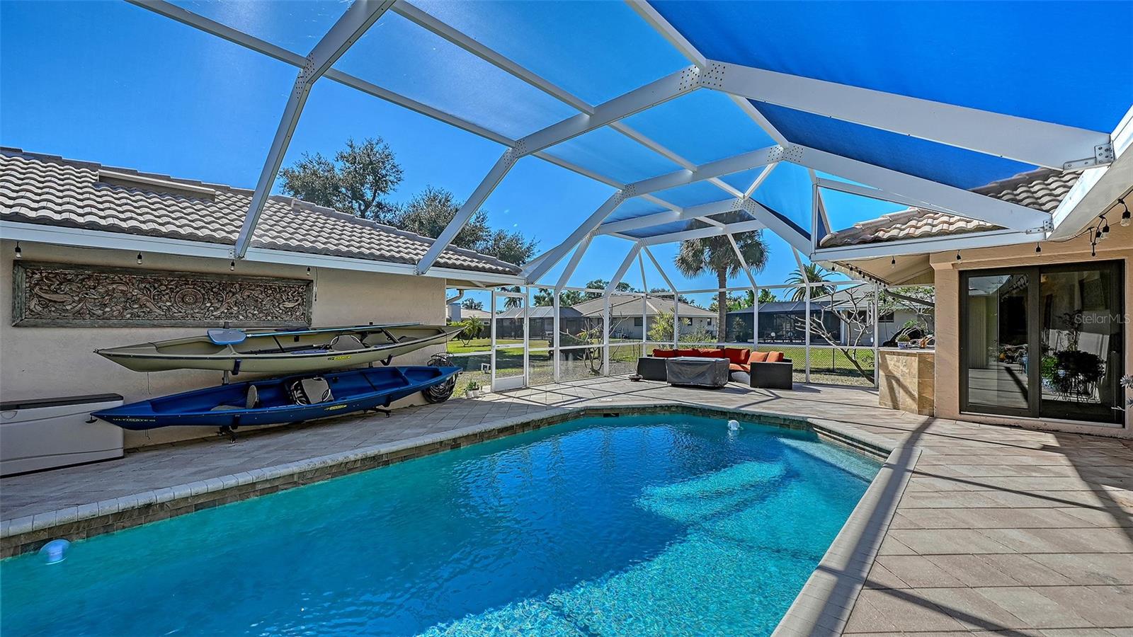 1109 DELACROIX CIR — photo 50