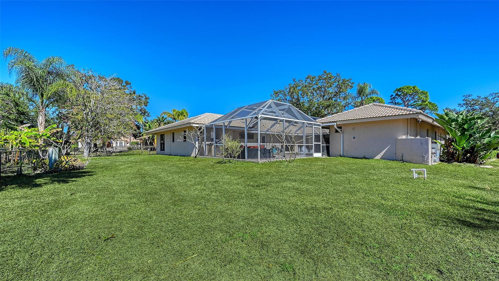 1109 DELACROIX CIR — photo 51