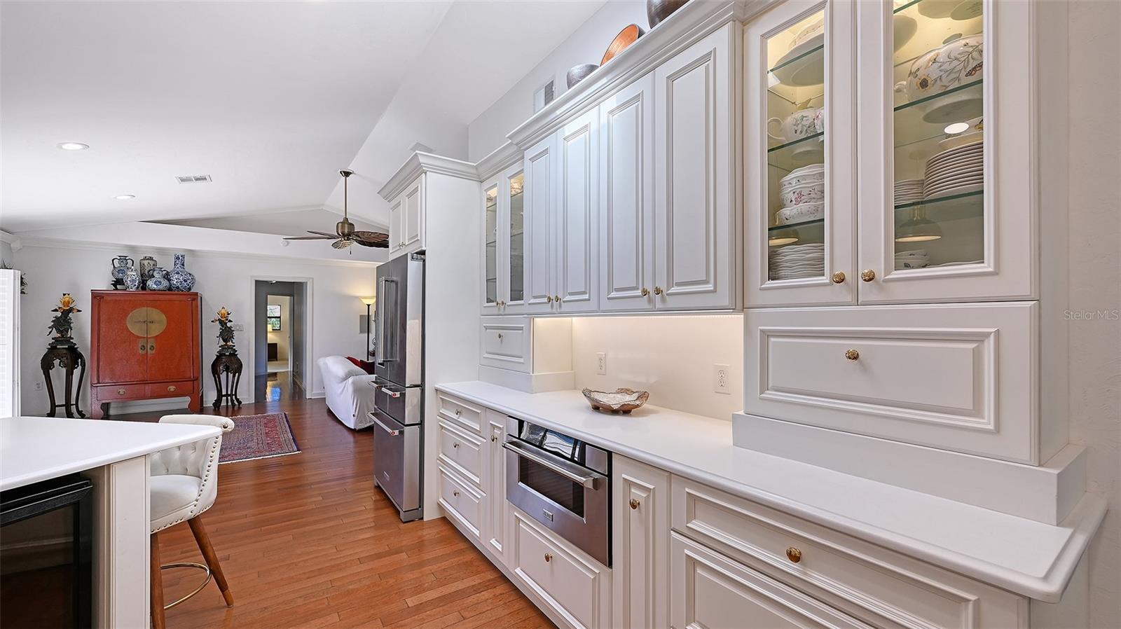 1109 DELACROIX CIR — photo 22