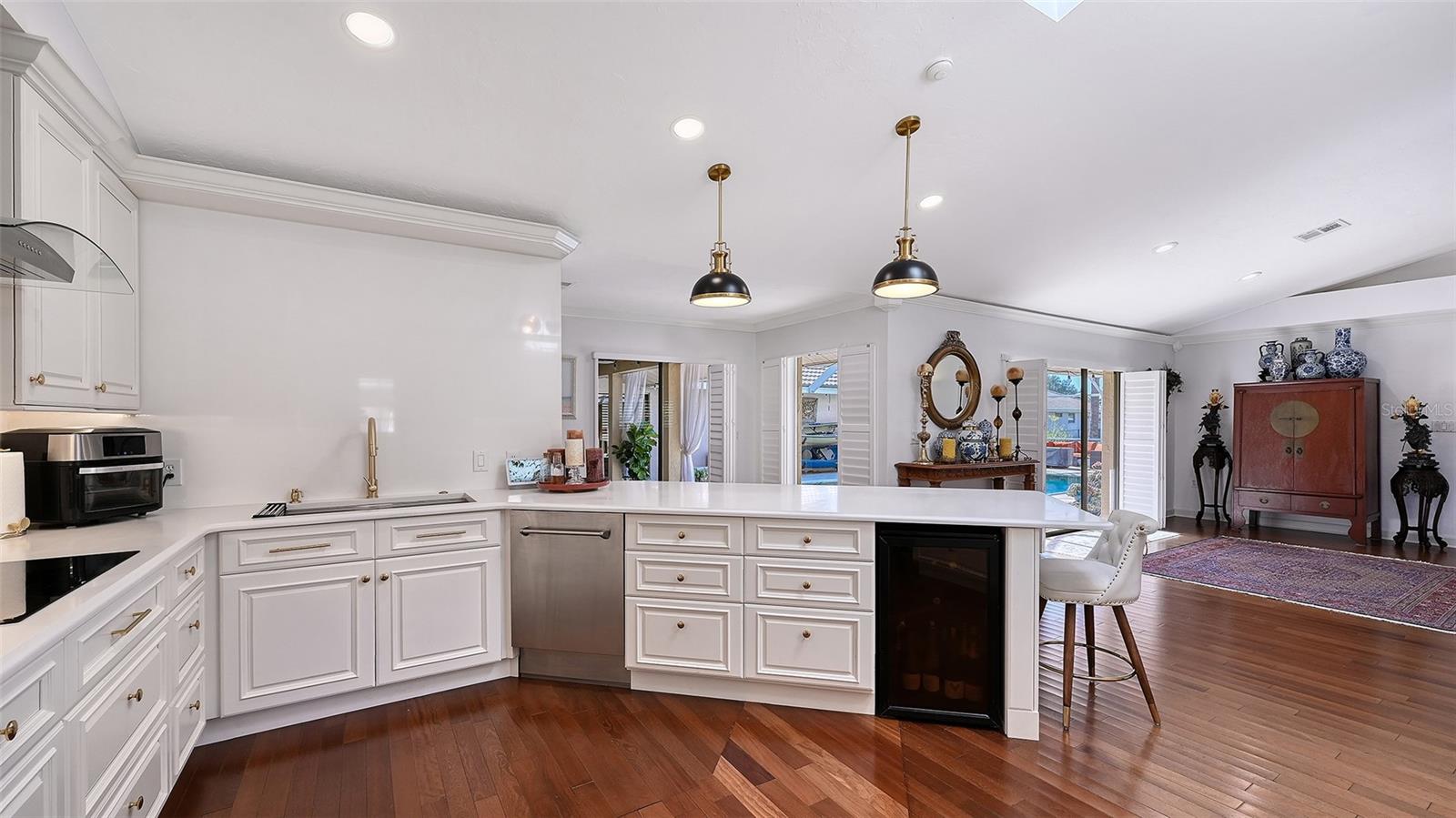 1109 DELACROIX CIR — photo 21