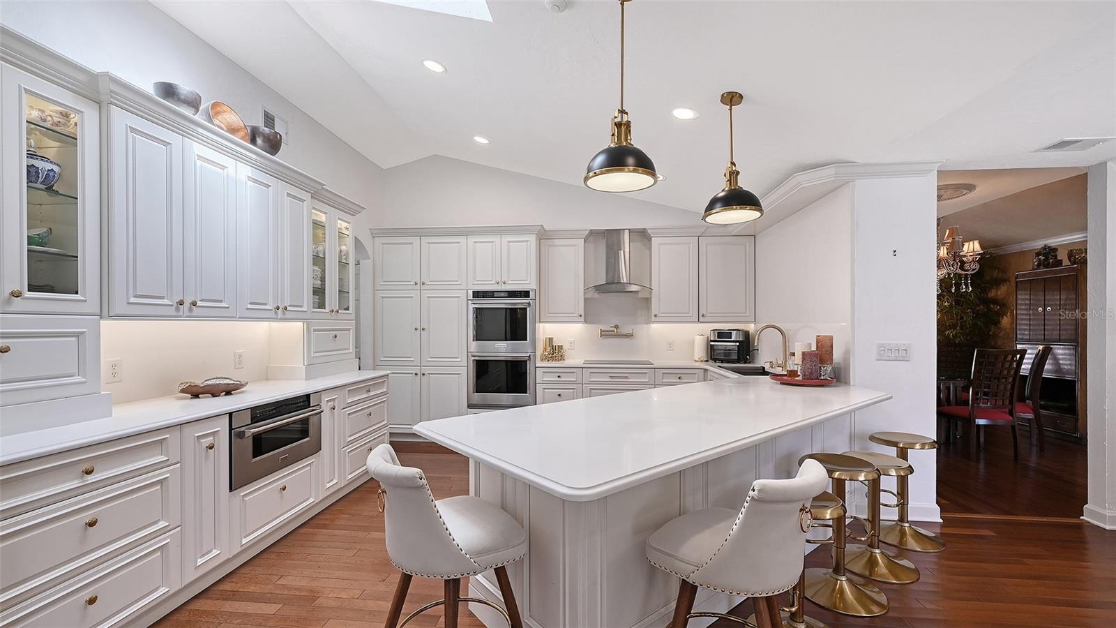 1109 DELACROIX CIR — photo 19