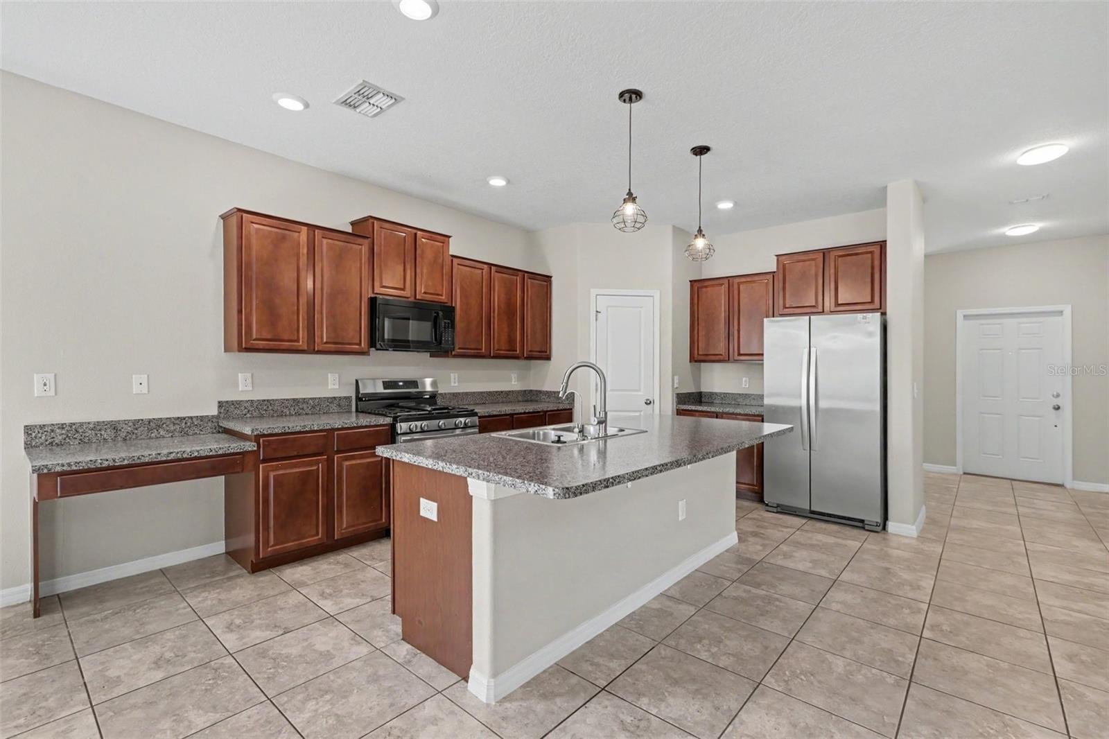 21087 PLEASANT PLAINS PKWY — photo 14