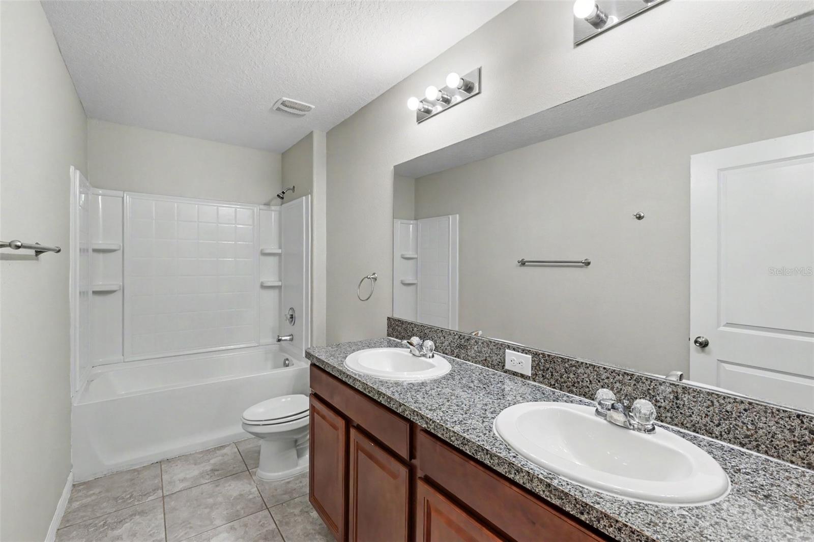 21087 PLEASANT PLAINS PKWY — photo 27