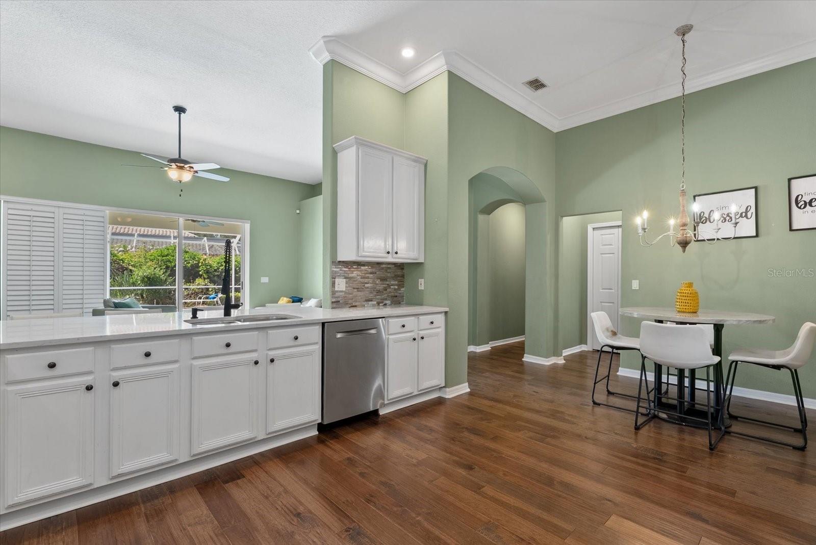 9145 HIGHLAND RIDGE WAY — photo 10