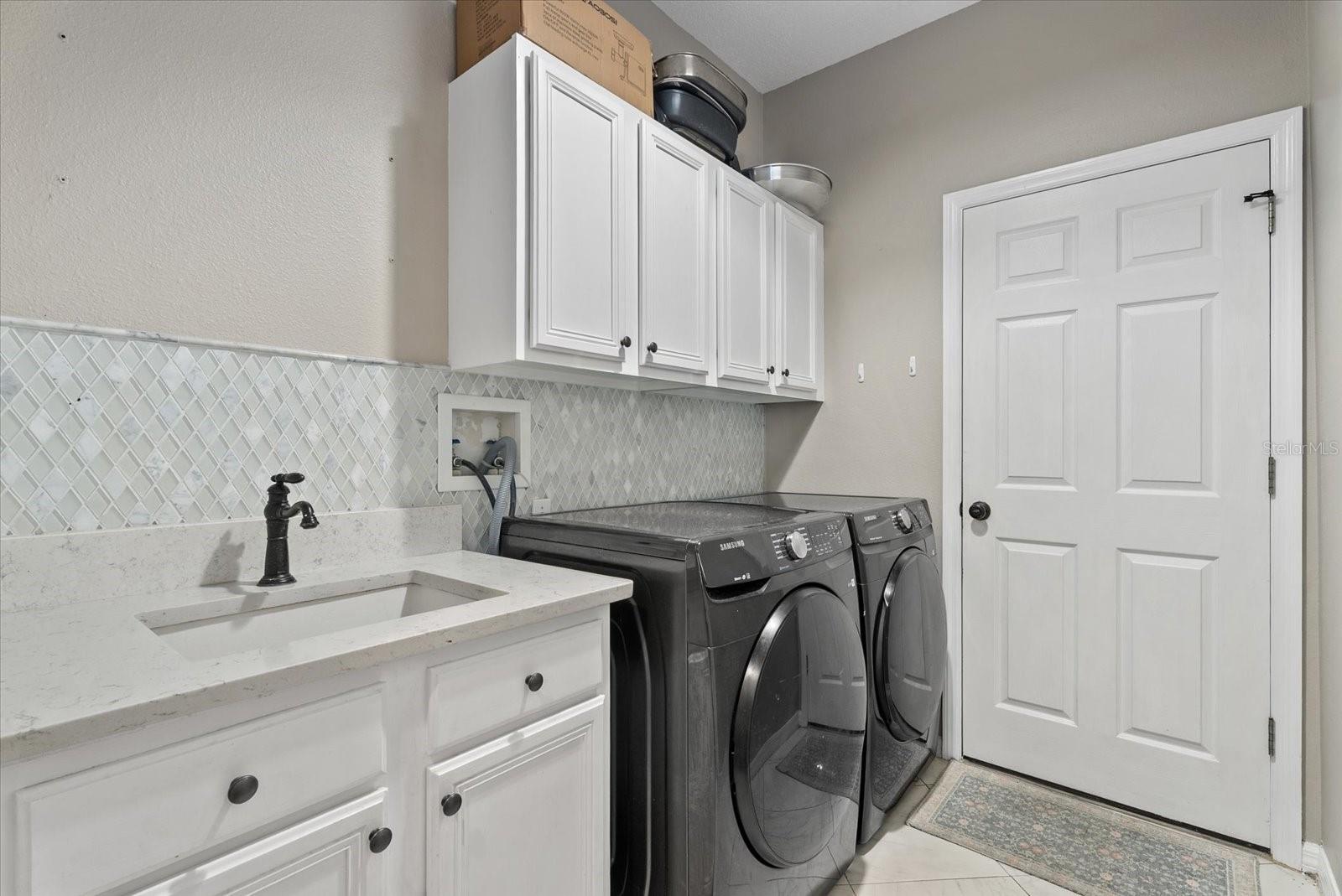 9145 HIGHLAND RIDGE WAY — photo 33