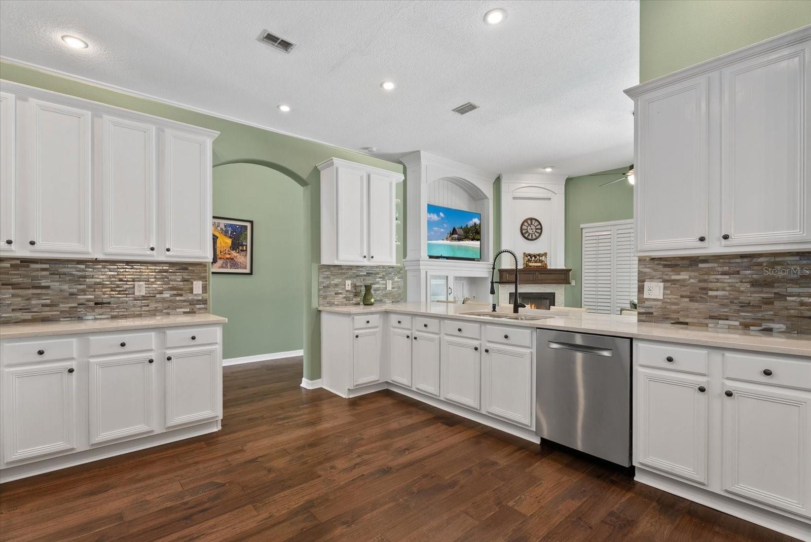 9145 HIGHLAND RIDGE WAY — photo 9