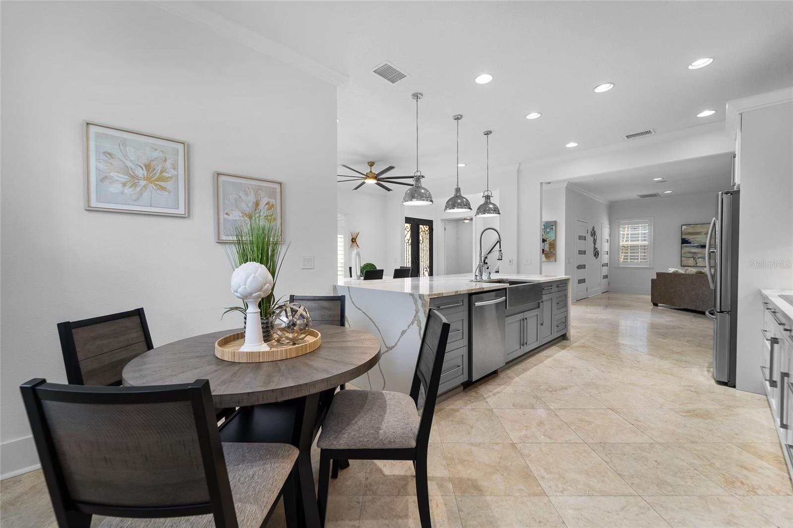 4802 W BEACHWAY DR — photo 8