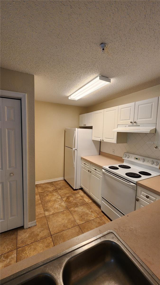 18001 RICHMOND PLACE DR #1033 — photo 5