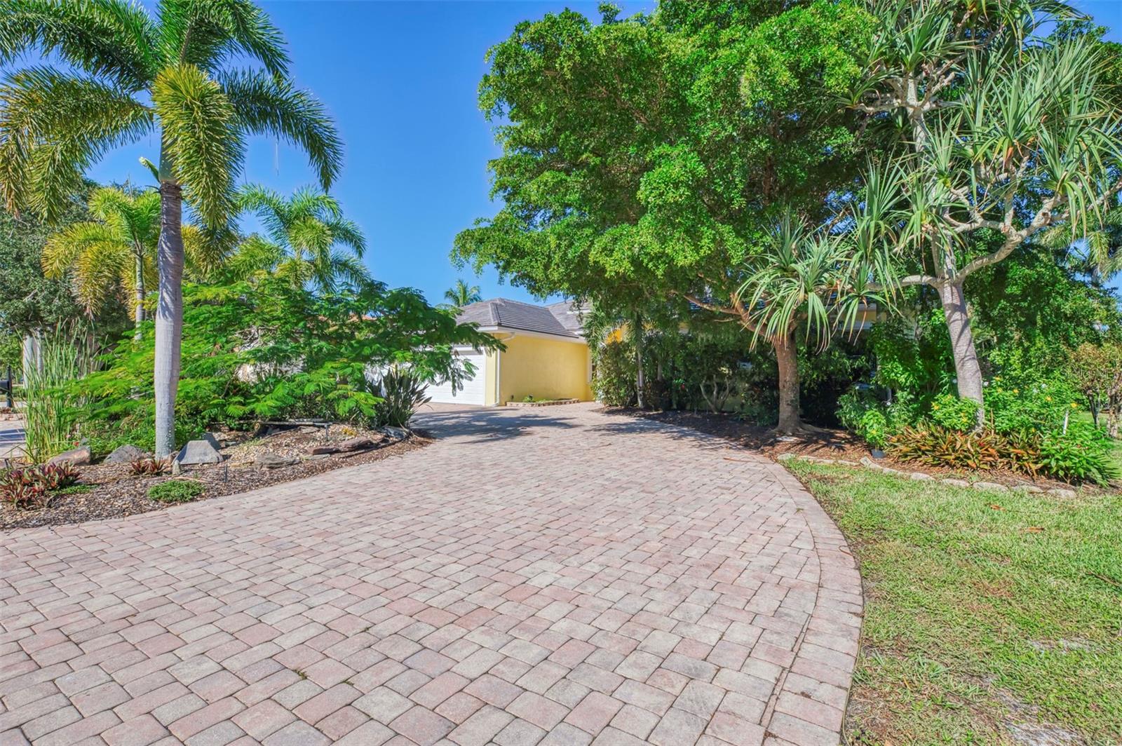 4708 SWEETMEADOW CIR — photo 12