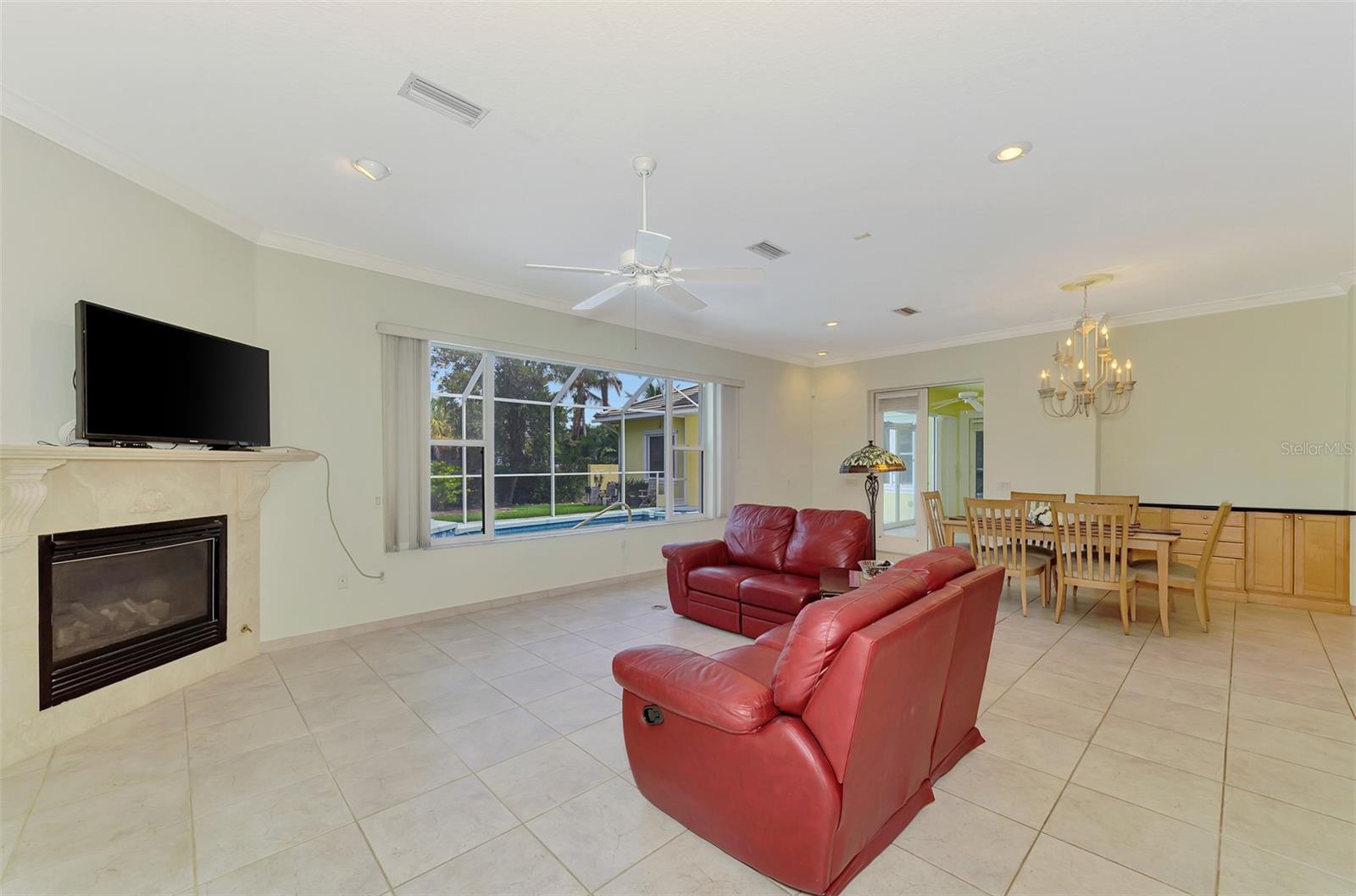 4708 SWEETMEADOW CIR — photo 25