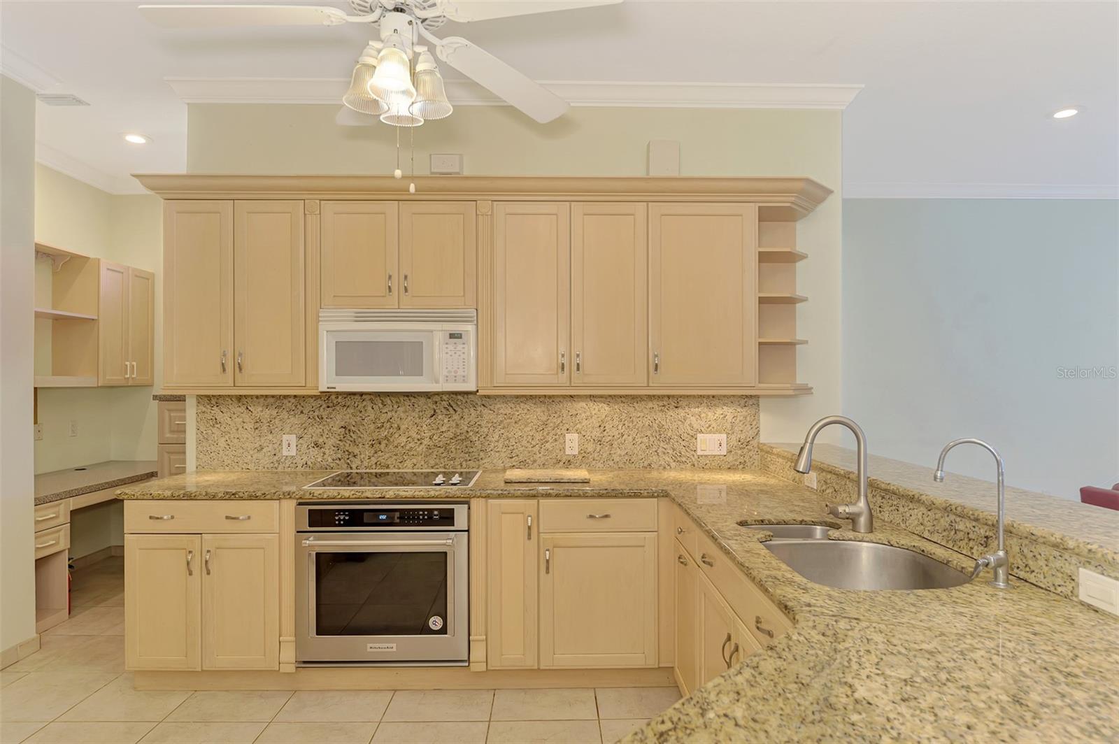 4708 SWEETMEADOW CIR — photo 35