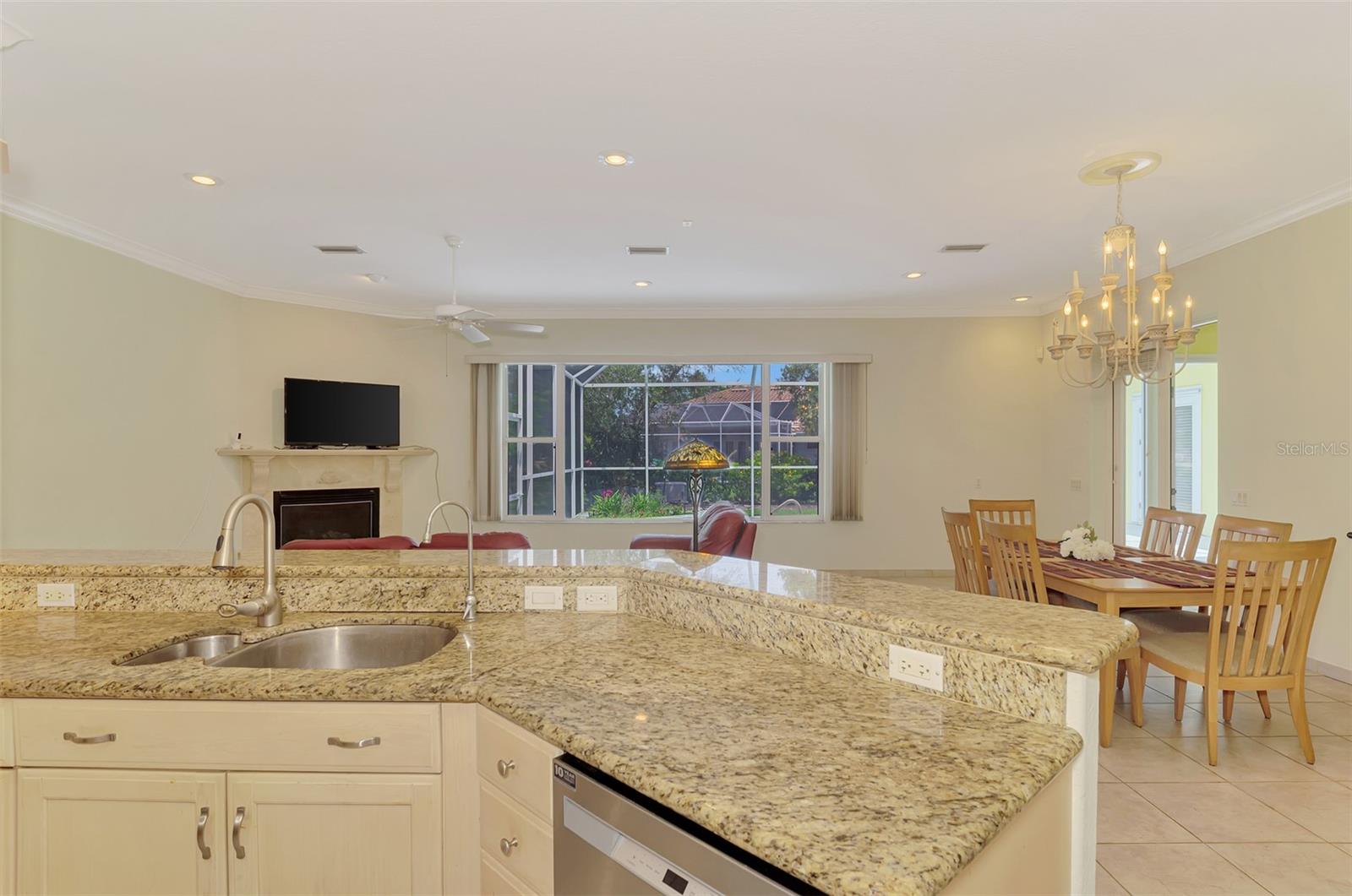 4708 SWEETMEADOW CIR — photo 39