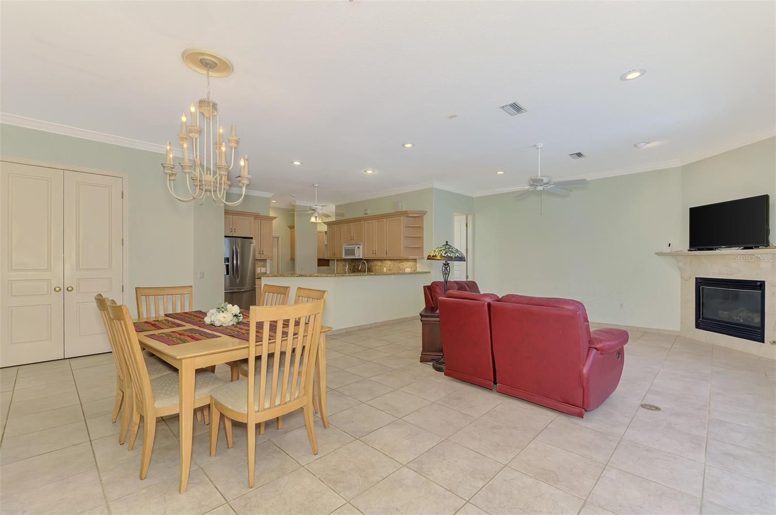 4708 SWEETMEADOW CIR — photo 30