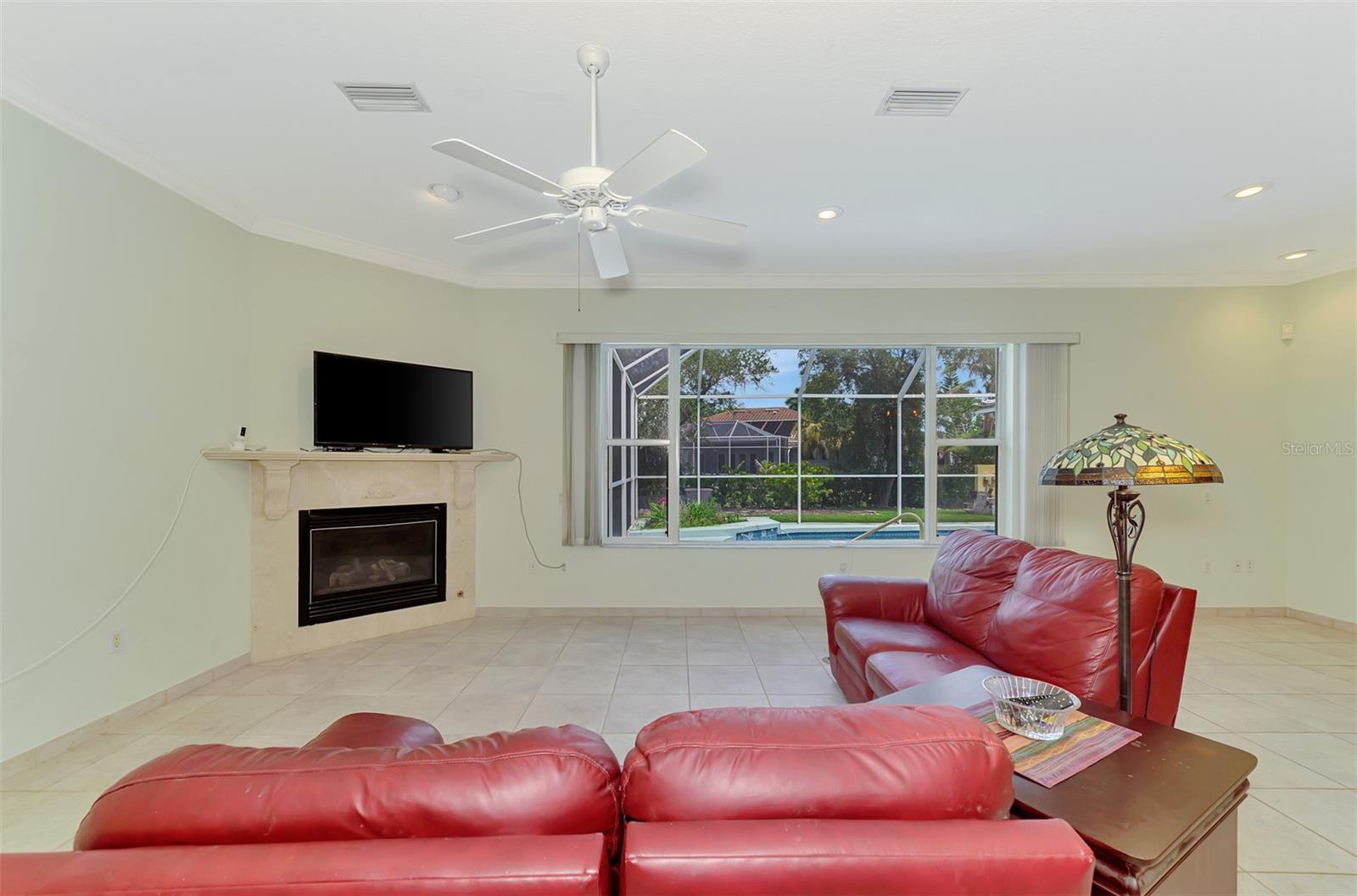 4708 SWEETMEADOW CIR — photo 24