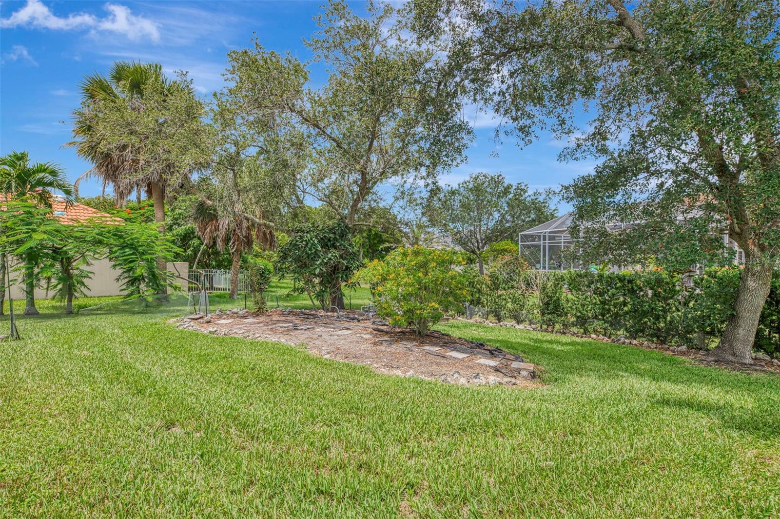 4708 SWEETMEADOW CIR — photo 73