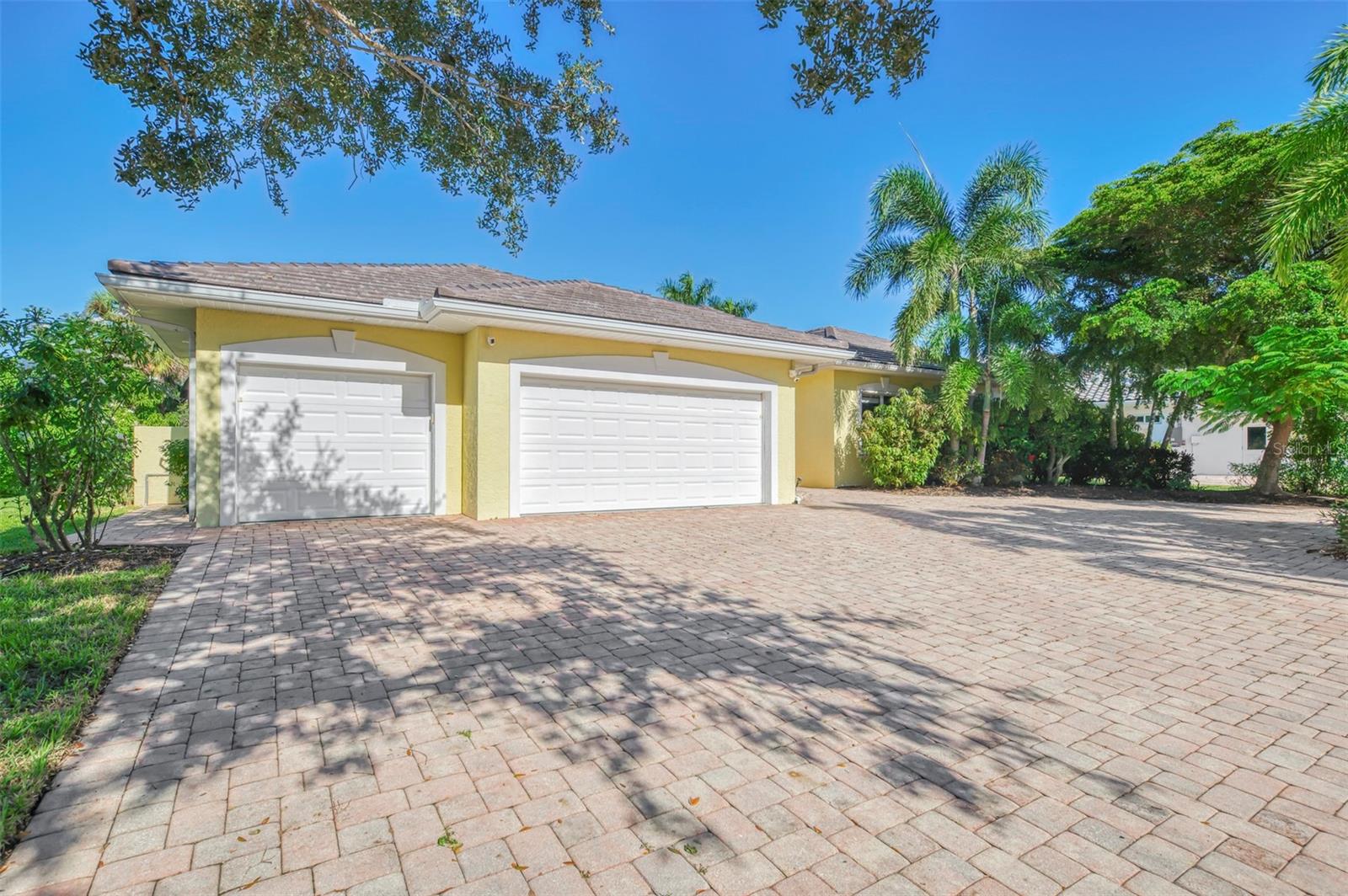 4708 SWEETMEADOW CIR — photo 9