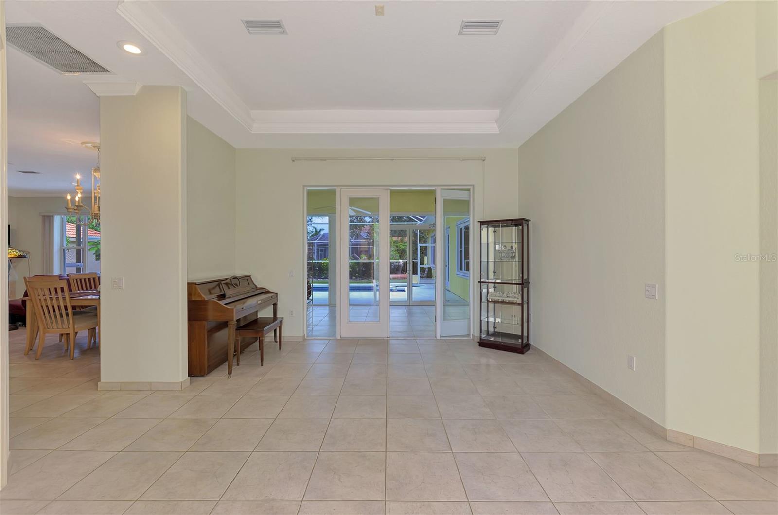 4708 SWEETMEADOW CIR — photo 17