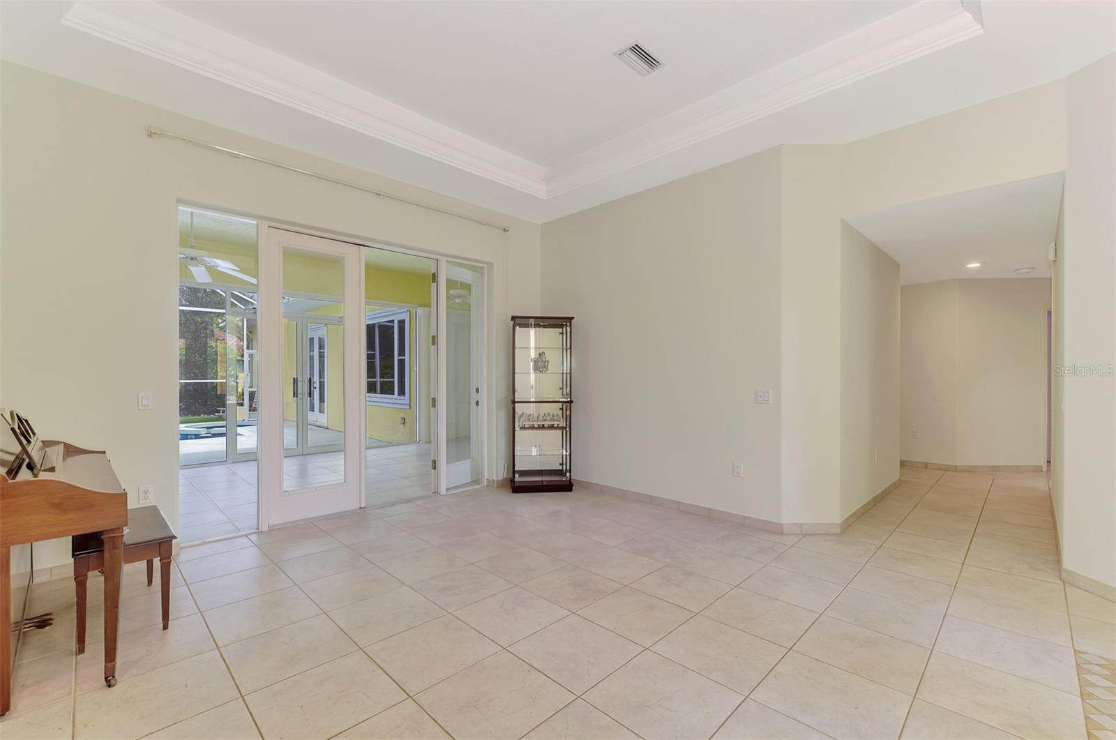 4708 SWEETMEADOW CIR — photo 18