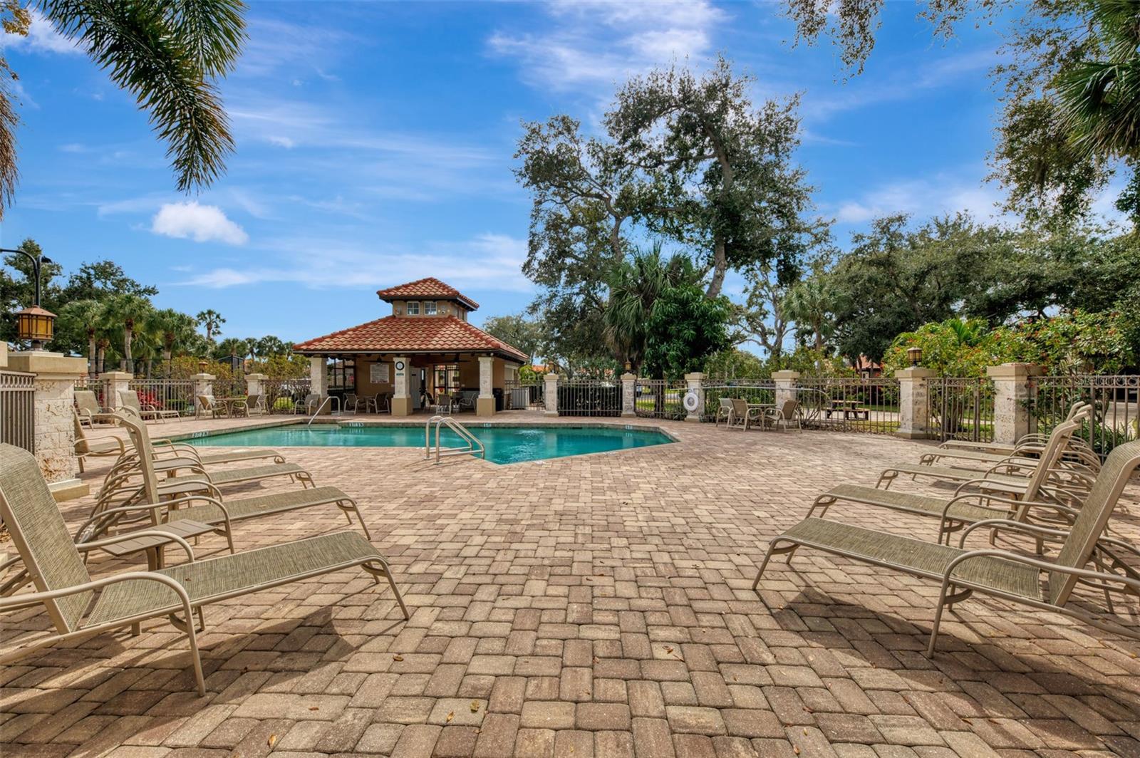 4708 SWEETMEADOW CIR — photo 86