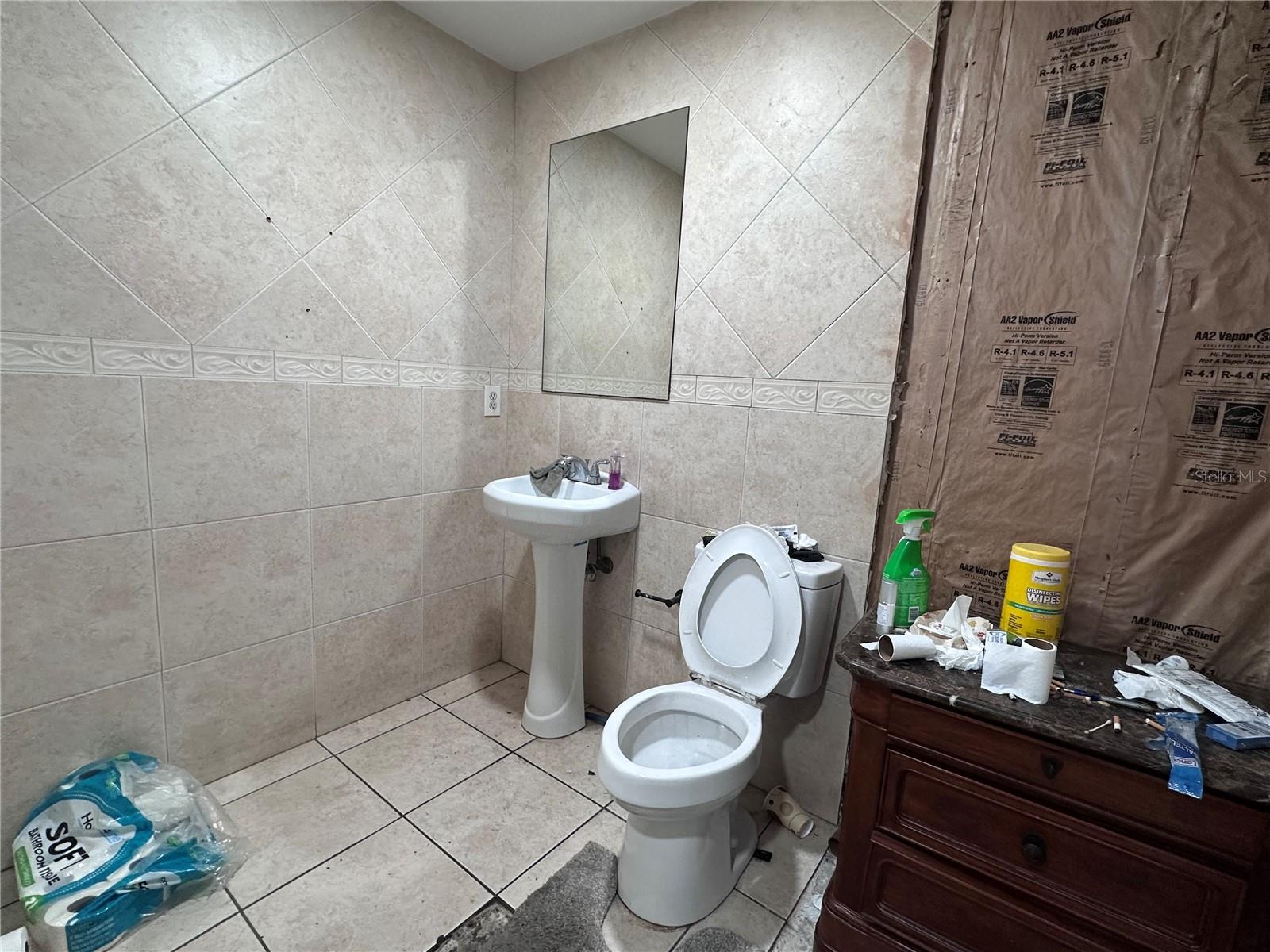 1412 E LAKE AVE — photo 13