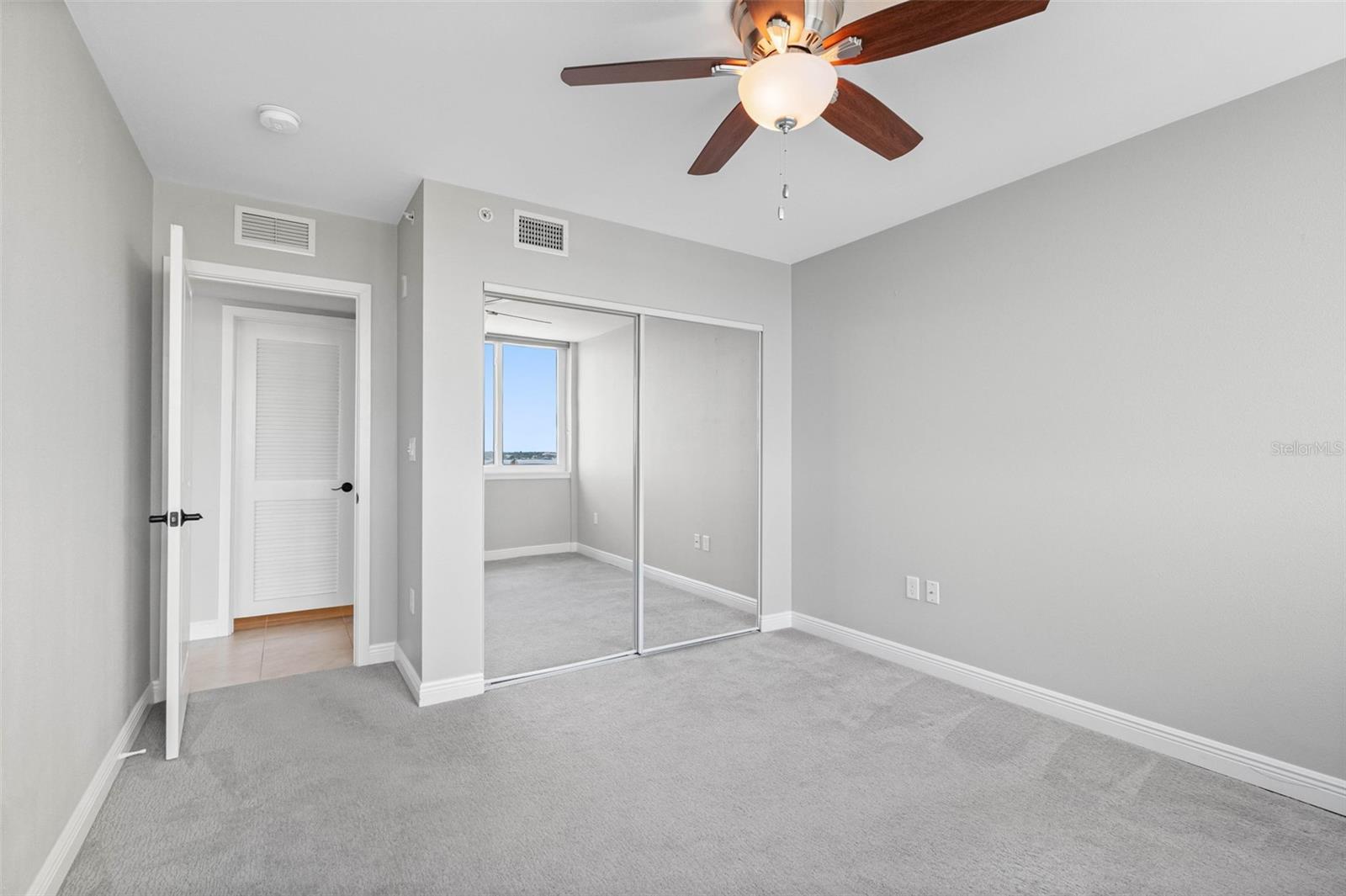 223 ISLAND WAY #7F — photo 25