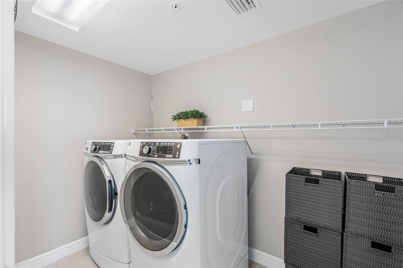 223 ISLAND WAY #7F — photo 28