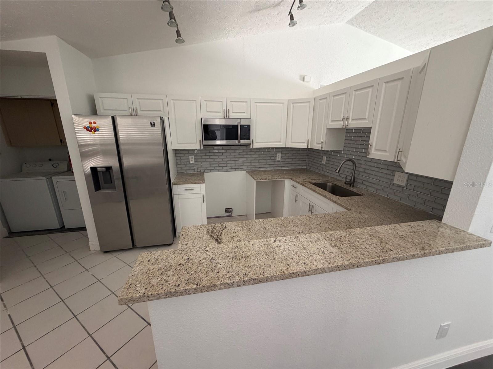 4601 FARMHOUSE DR — photo 8