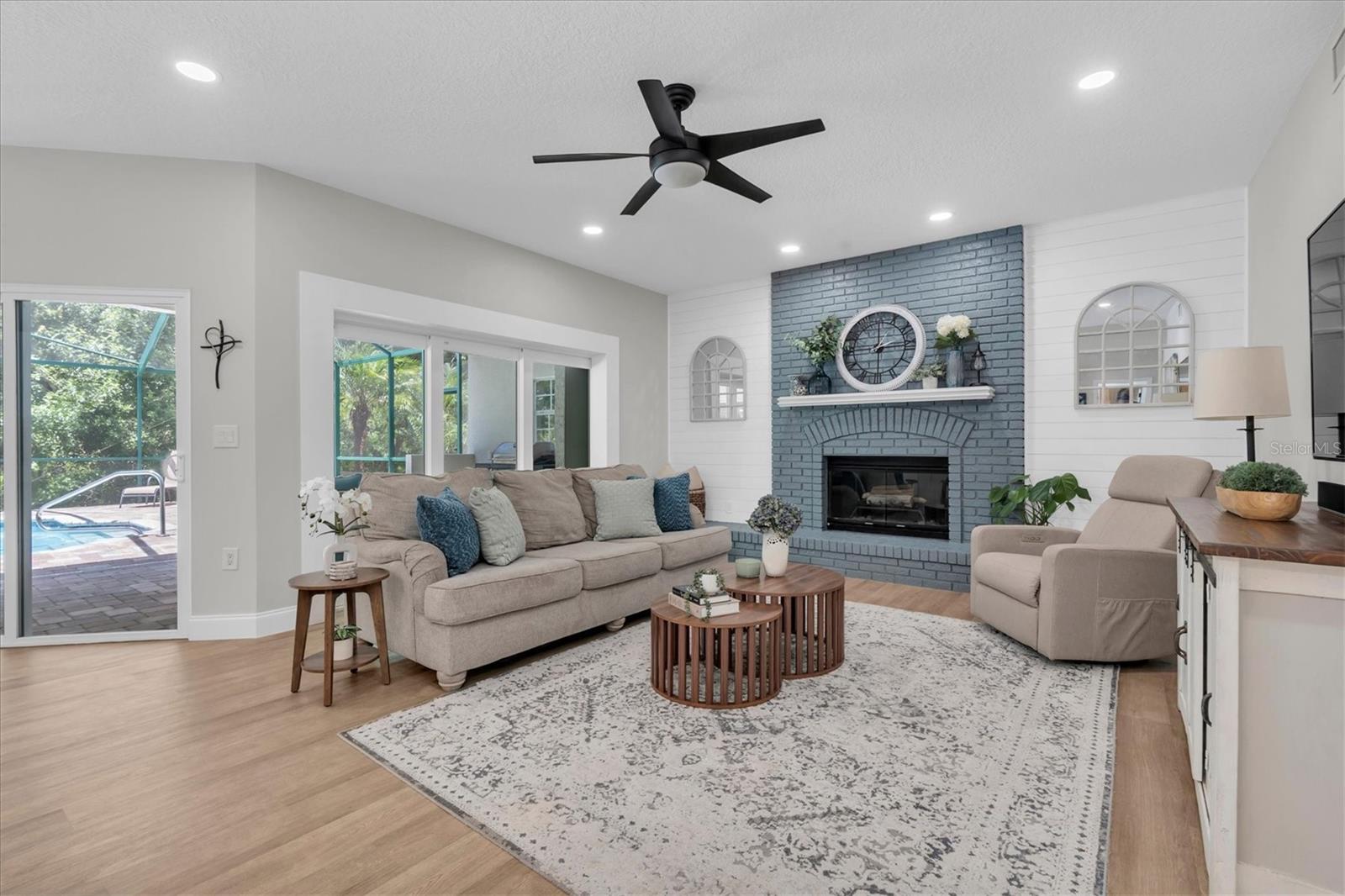 1625 PERCHERON DR — photo 4