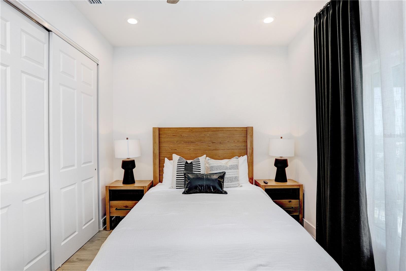 15405 GULF BLVD #B4 — photo 17