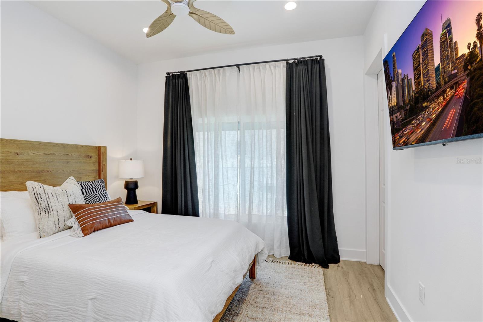 15405 GULF BLVD #B4 — photo 10