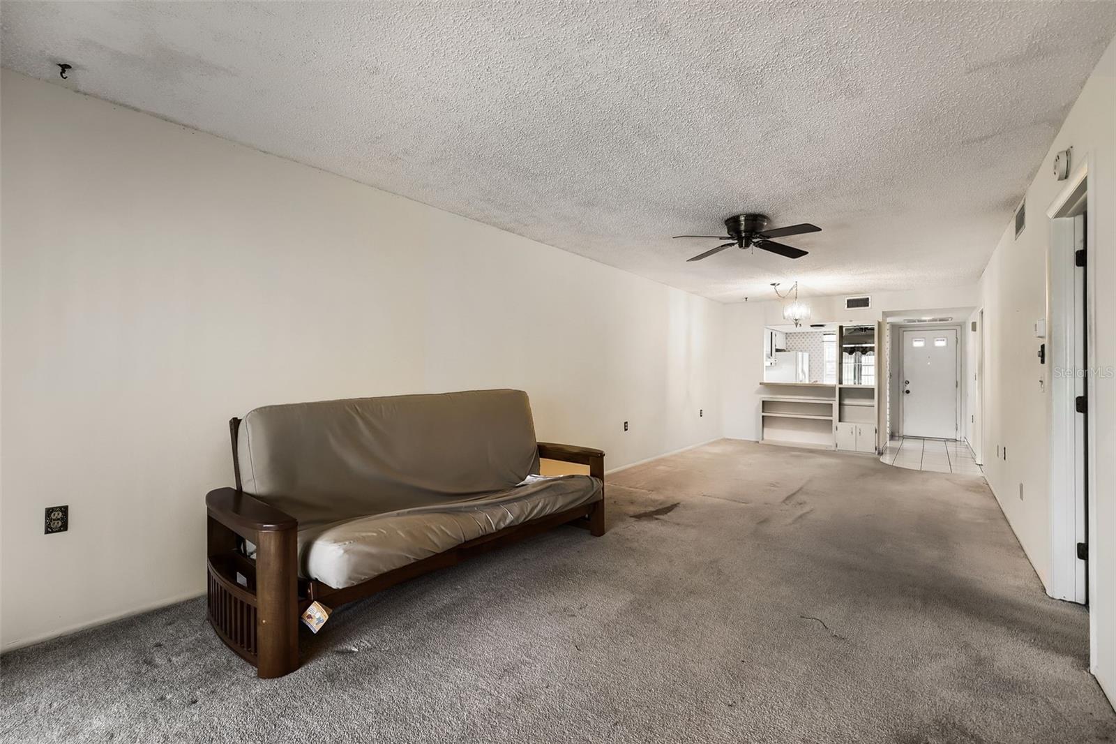 11210 CARRIAGE HILL DR #6 — photo 5