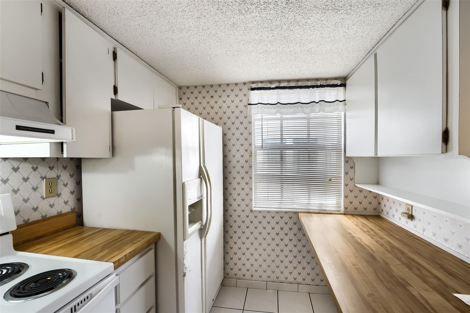 11210 CARRIAGE HILL DR #6 — photo 9
