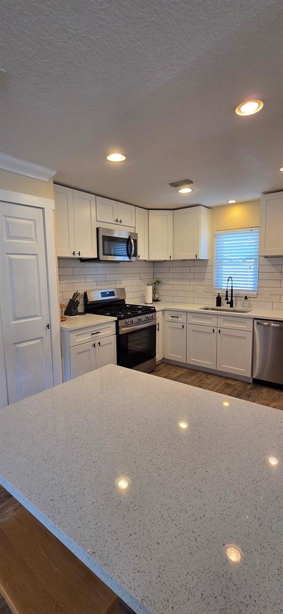 4457 FLORAMAR TER — photo 12