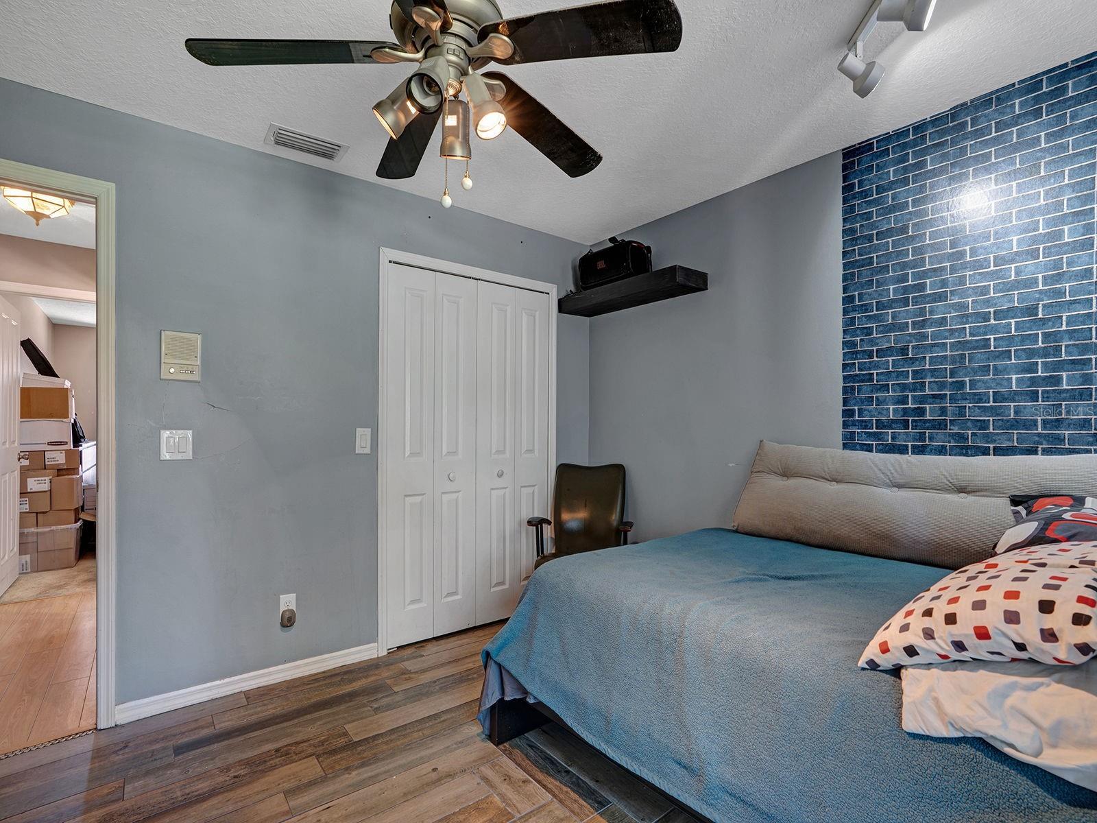 6310 TURTLE CREEK BLVD — photo 23
