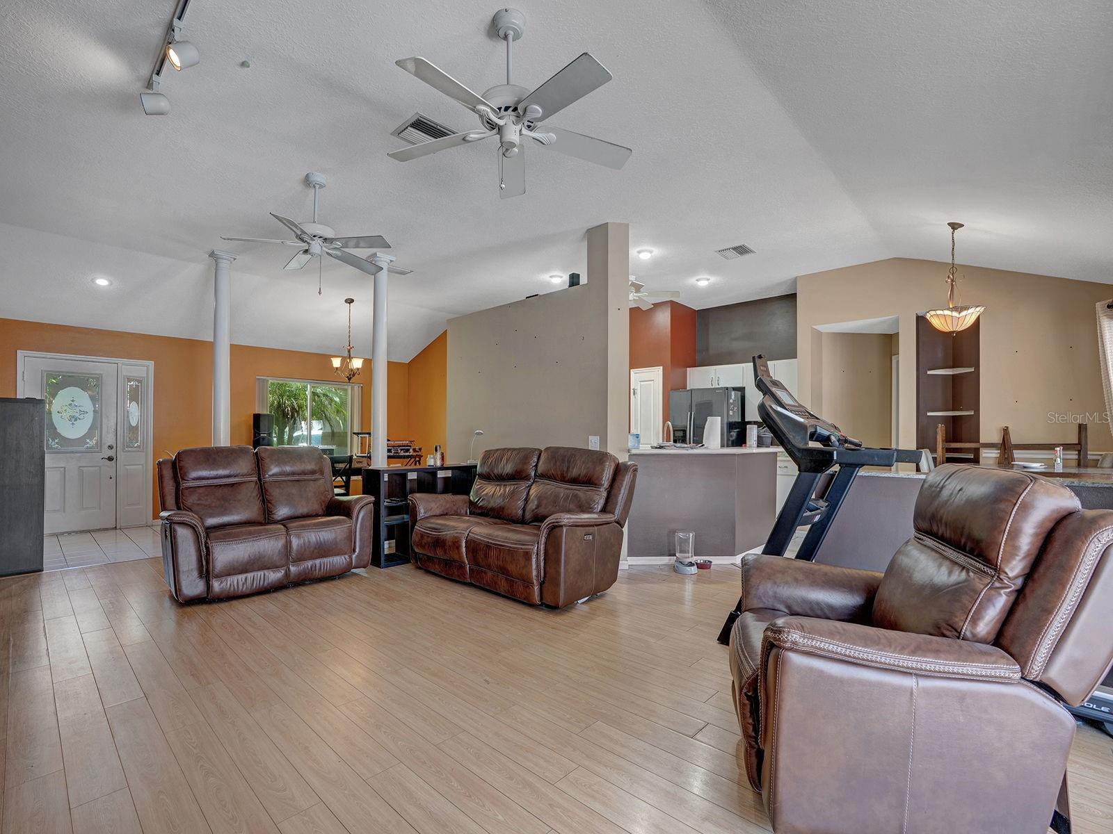 6310 TURTLE CREEK BLVD — photo 9