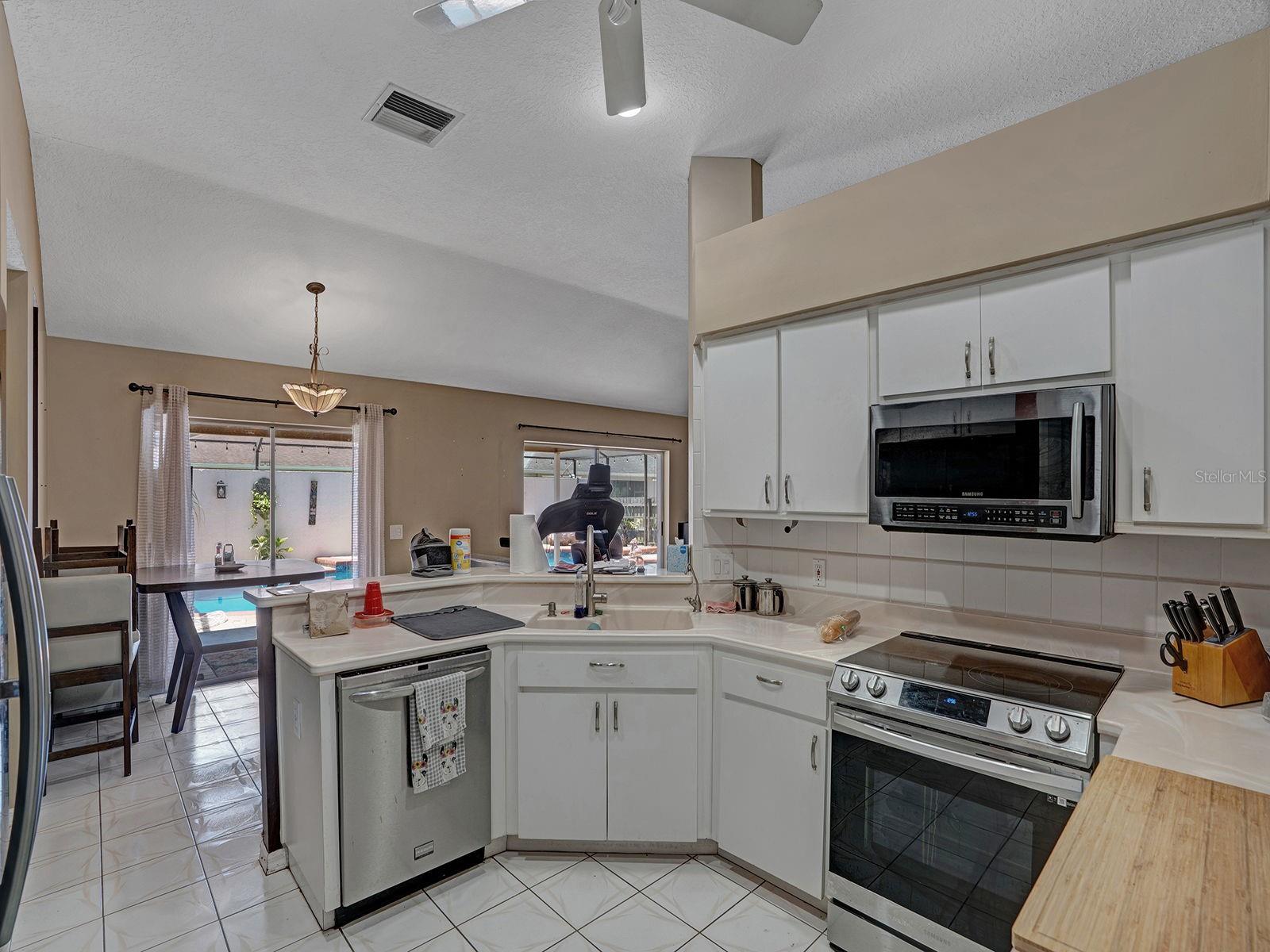 6310 TURTLE CREEK BLVD — photo 13