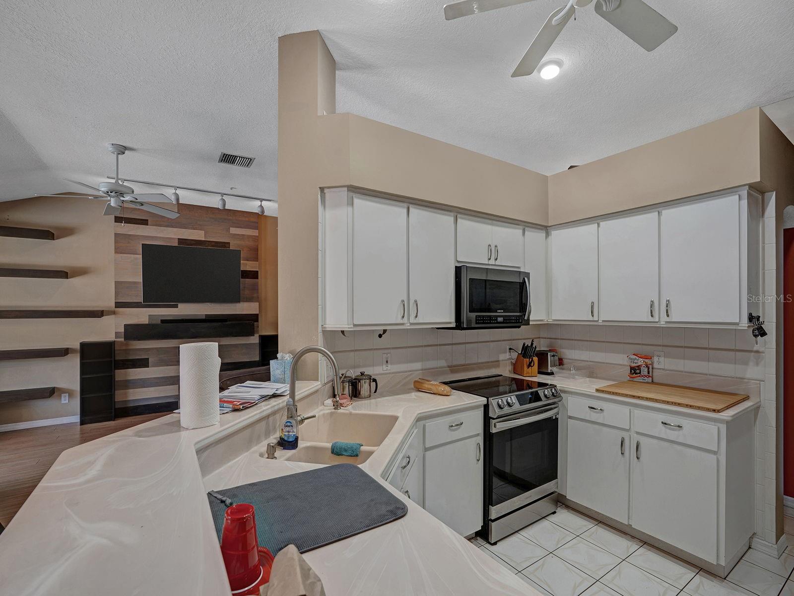 6310 TURTLE CREEK BLVD — photo 11