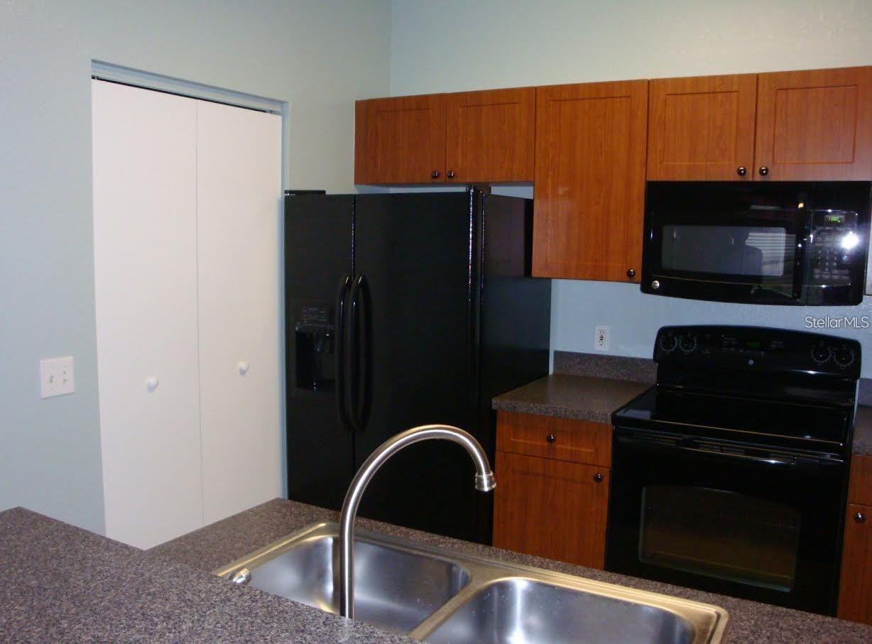 2209 PORTOFINO PL #2516 — photo 9