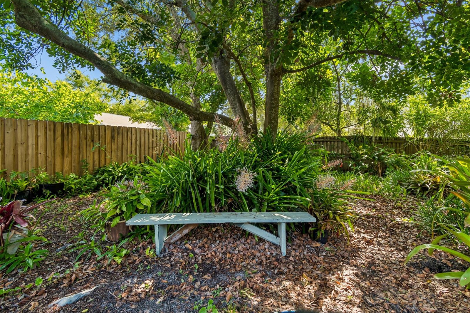 16509 ROUND OAK DR — photo 46