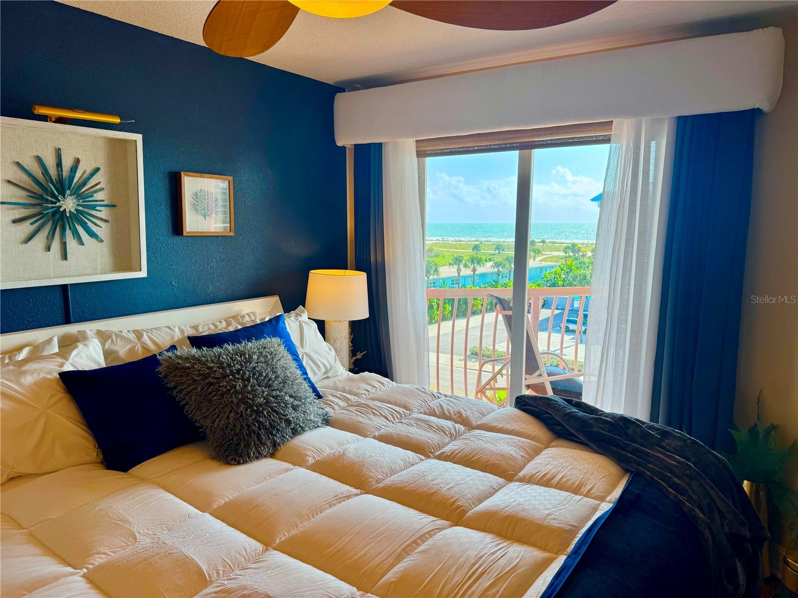 11605 GULF BLVD #503 — photo 9
