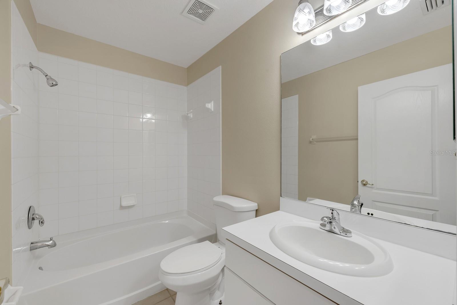 6737 LAKE ROCHESTER LN — photo 23