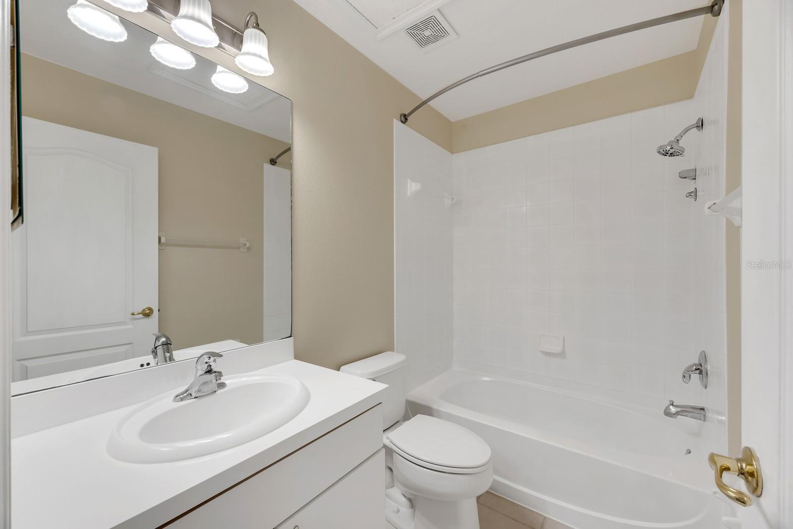 6737 LAKE ROCHESTER LN — photo 21