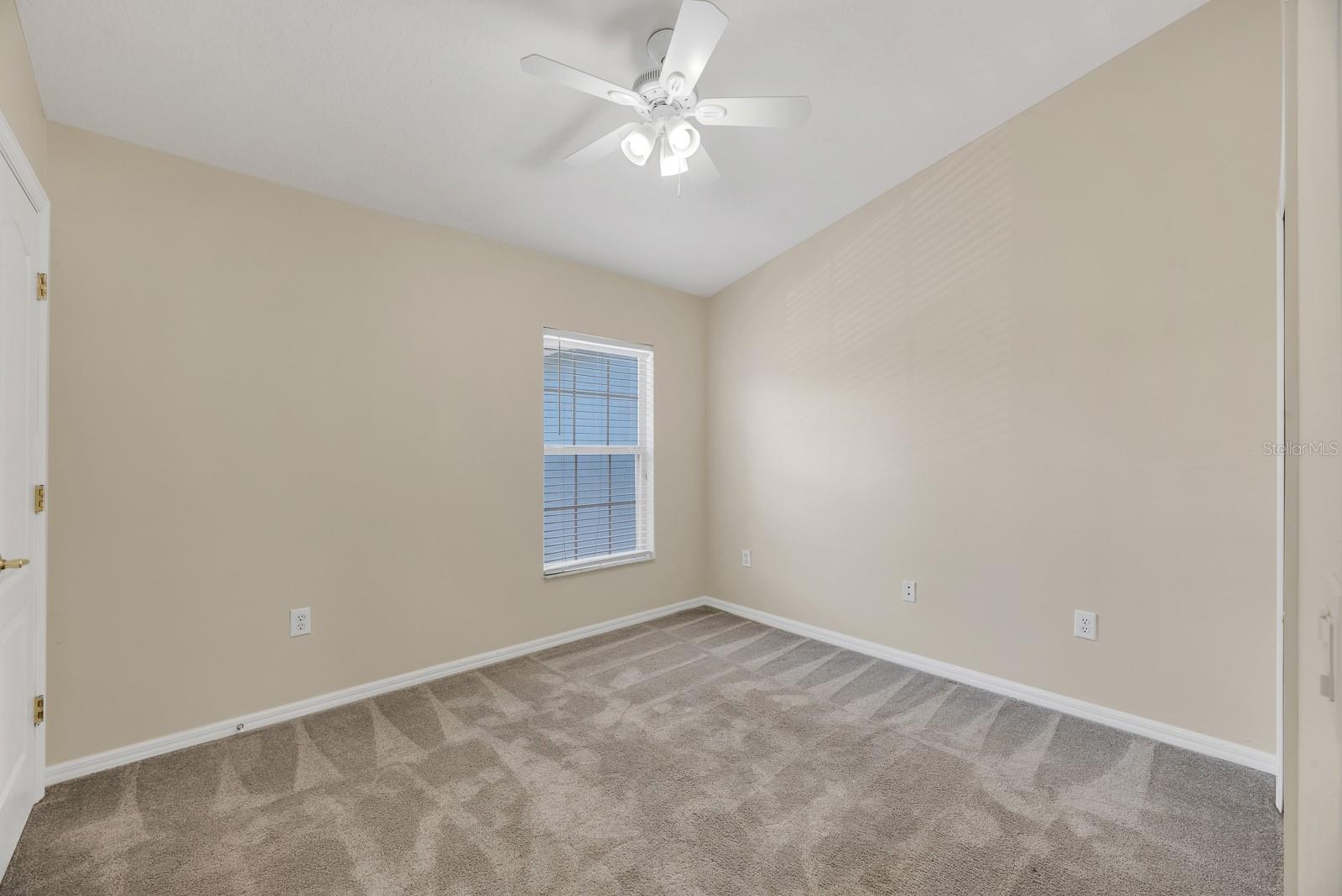 6737 LAKE ROCHESTER LN — photo 22