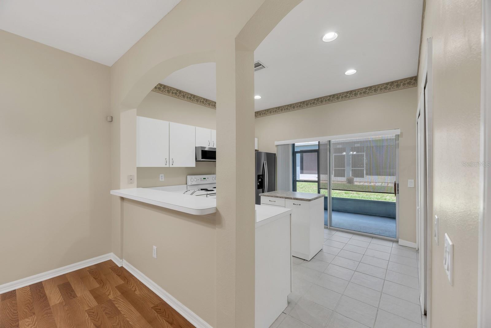 6737 LAKE ROCHESTER LN — photo 13